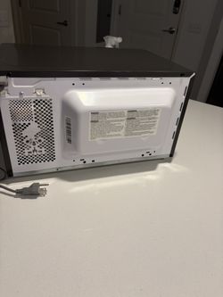 Ge Microwave 700 Watt