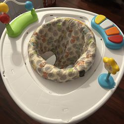 Baby Eating Table 