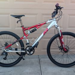 26"x2.0. K2 ATTACK MENS MOUNTAIN BIKE. (M/L).FULL SUSPENSIÓN DUAL DISC BRAKES. EXCELLLENT CONDITION 👌🏼