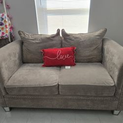 Moving Out Must Go Asap