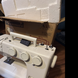 Kenmore entry level sowing machine ((contact info removed)2)