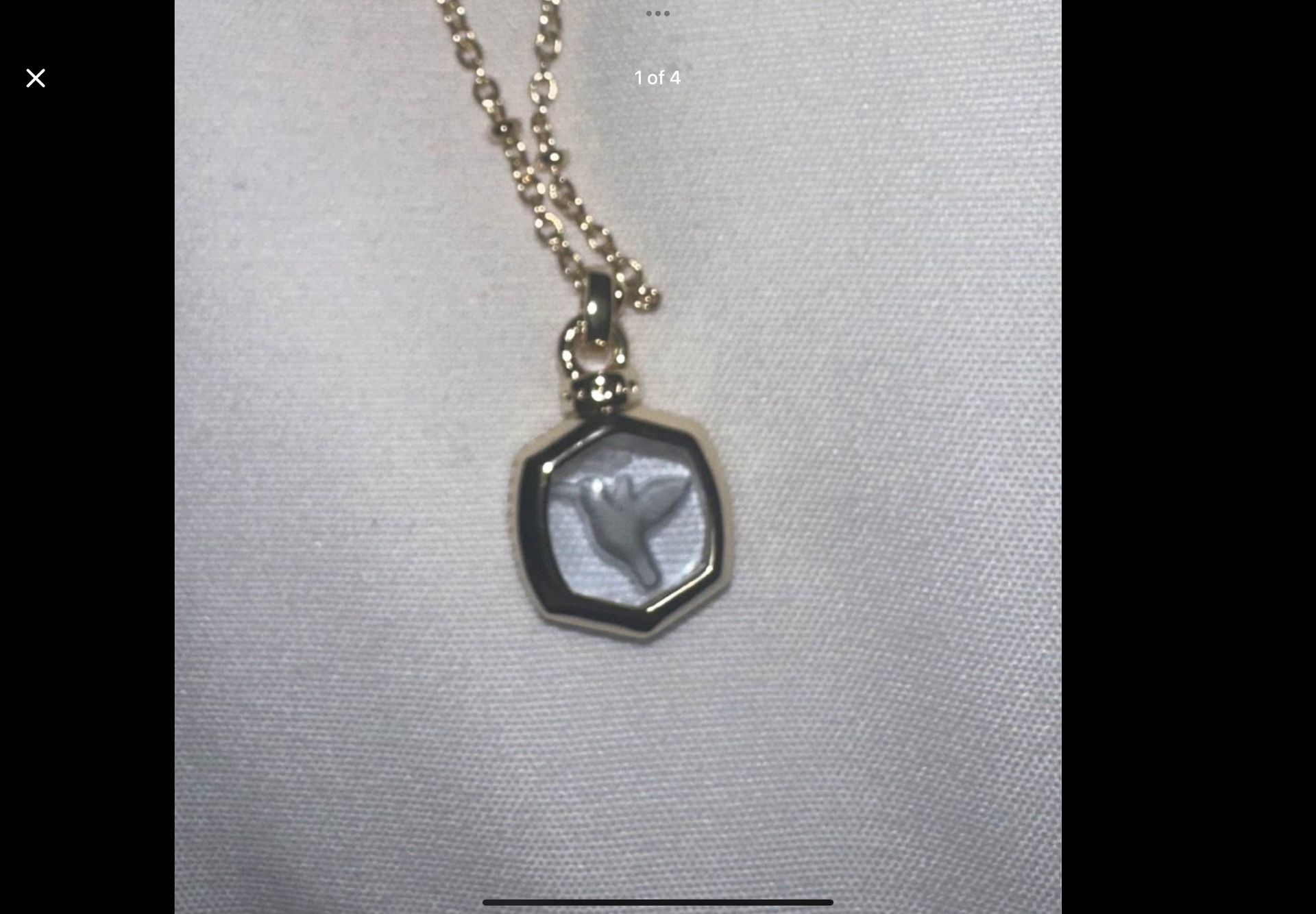 Kendra Scott Davie Intaglio Layered Necklace – Light grey, hummingbird.