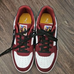 Gently Used Shoes 