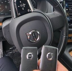 Volvo XC60 XC90 key fob Volvo key