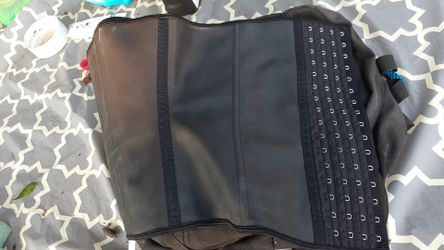 Waist trainer XL