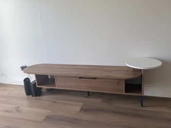 Modern TV Stand – Like New