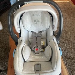 Uppa Baby Infant Car seat