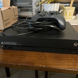 Xbox One X 