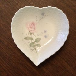 Mikasa Heart Trinket Dish