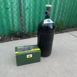 Nitrogen Tank And Regulator 