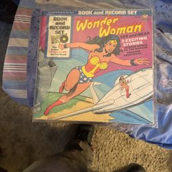 1977 Wonder, Woman Book And Record Set