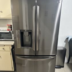 LG Refrigerator 
