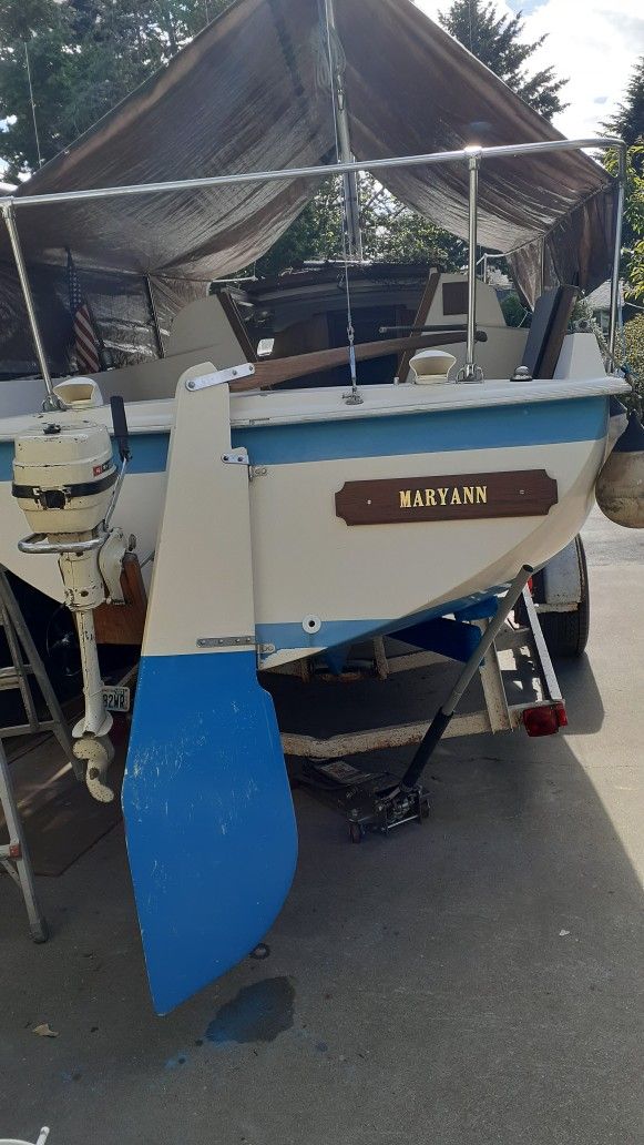 Coronado Sailboat /trailer