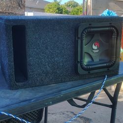 Kicker Solo And Amps 