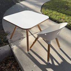 Kids Table And Chair 