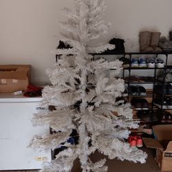 6.5ft White Xmas Tree
