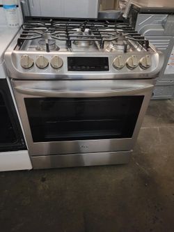 LG Slide Gas Stove W/ Convention Oven 