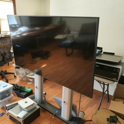 Samsung Smart TV And Rolling Stand 