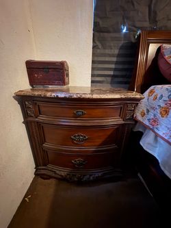 King size bed frame (mattress not included)with dressers