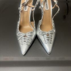 Steve Madden Metallic Silver Heels
