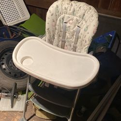  Baby highchair
