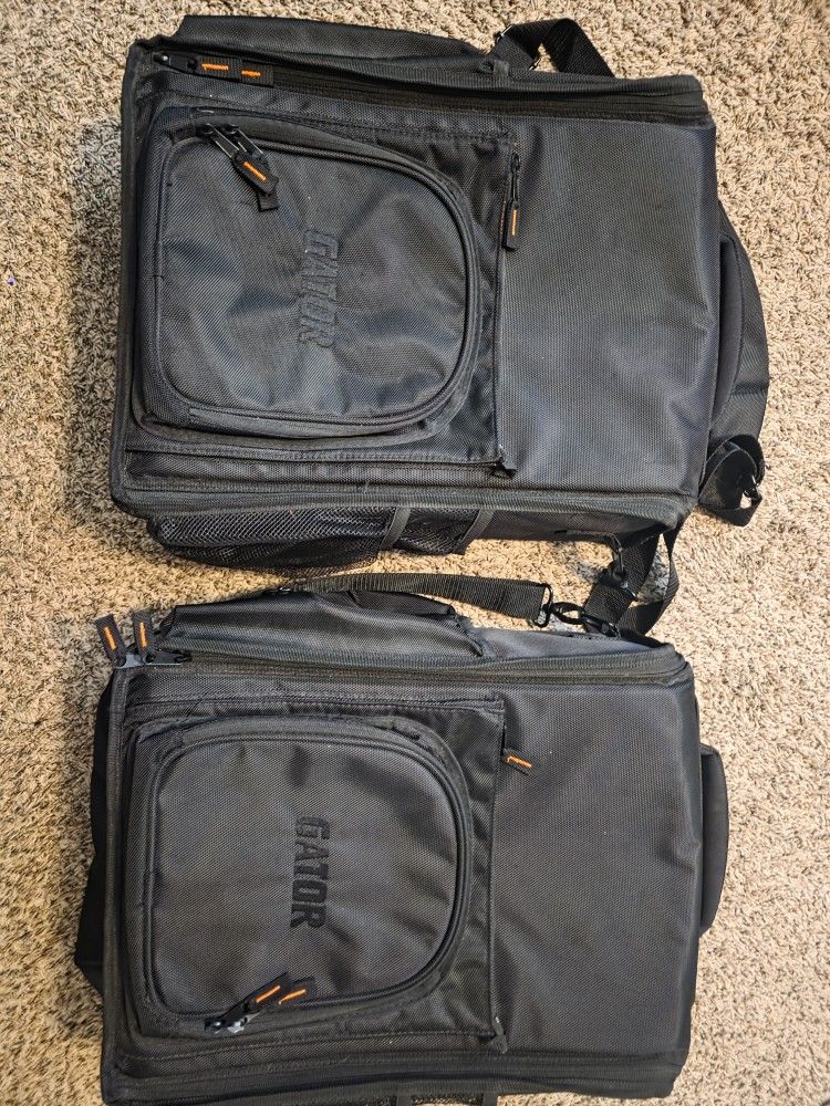 Padded Carry Bag. Gator Cases Club Series DJ Messenger Style Two-Channel Mixer Carry Bag