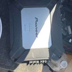 Pioneer amplifier