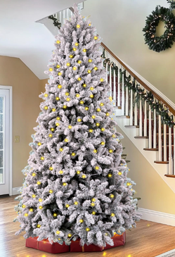 7.5ft Flocked Christmas Tree – Like New, Pre‑Lit