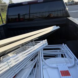 Rento Sillas I Mesas