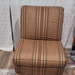Beautiful Accent Chair - $35
