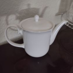 New Teapot 8 In Tall