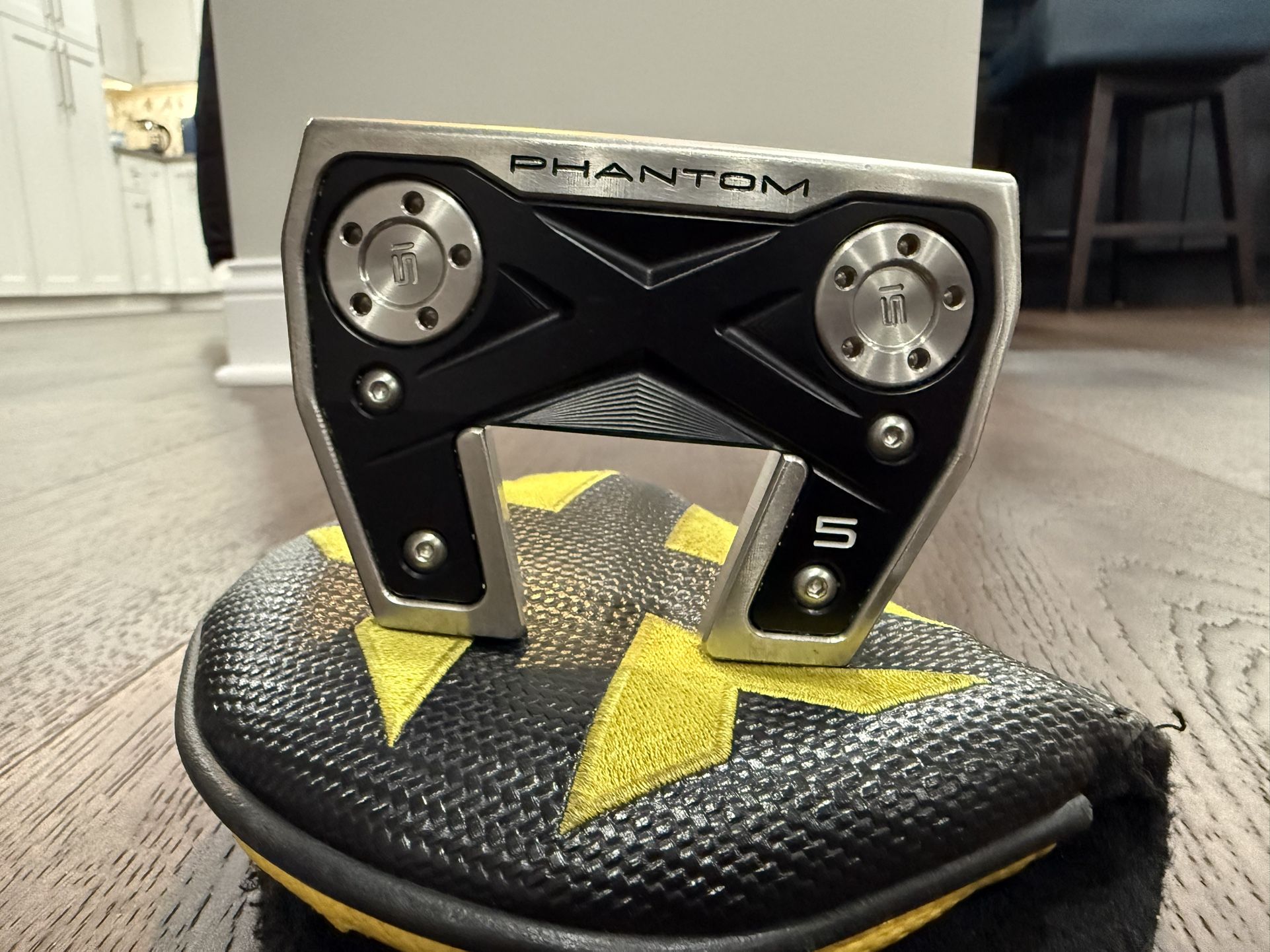 TITLEIST SCOTTY CAMERON PUTTER 