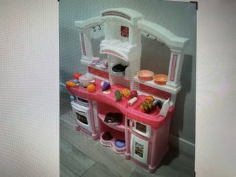Step 2 play kitchen for toddler