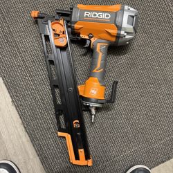 Ridgid 21° Round Head Framing Nailer