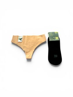 NWT Calvin Klein Nude Seamless Thong & All in Motion Black Performance 4 Liners