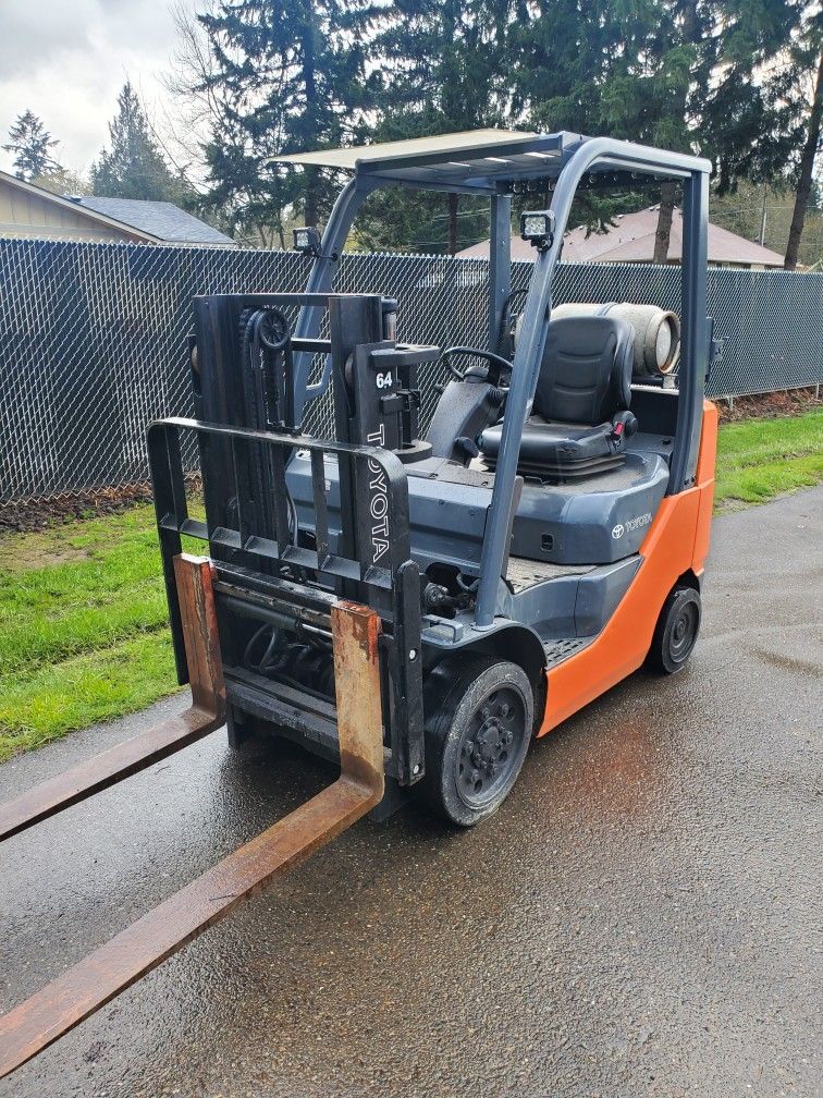 2008 Toyota Forklift 8FGCU25