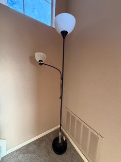 Floor lamp