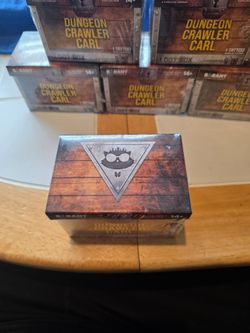 Dungeon Crawler Carl Loot Box (Playmates)