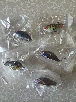 Lot of 5 Fishing Lures