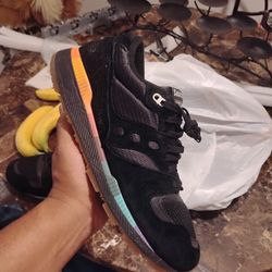 Suede Saucony LOW SIZE 9.5 