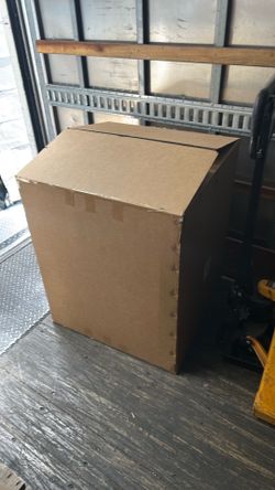 Boxes 29x28x34