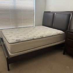 Bedroom Set With Queen Mattress And Dresser 