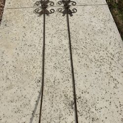 Garden lawn iron metal trellis plants stand tall 62” 2 available