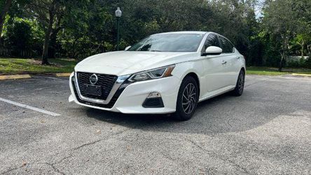 2020 Nissan Altima