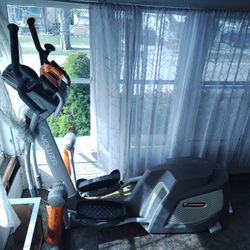 Towza Elliptical Trainer