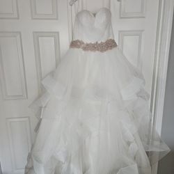 Pre-owned Allure Bridal 9408 Wedding Dress Size 12/14