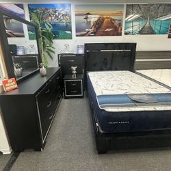 🎉Beautiful Platform Bed 🛌 On Sale Now 🎊Includes Mattress 