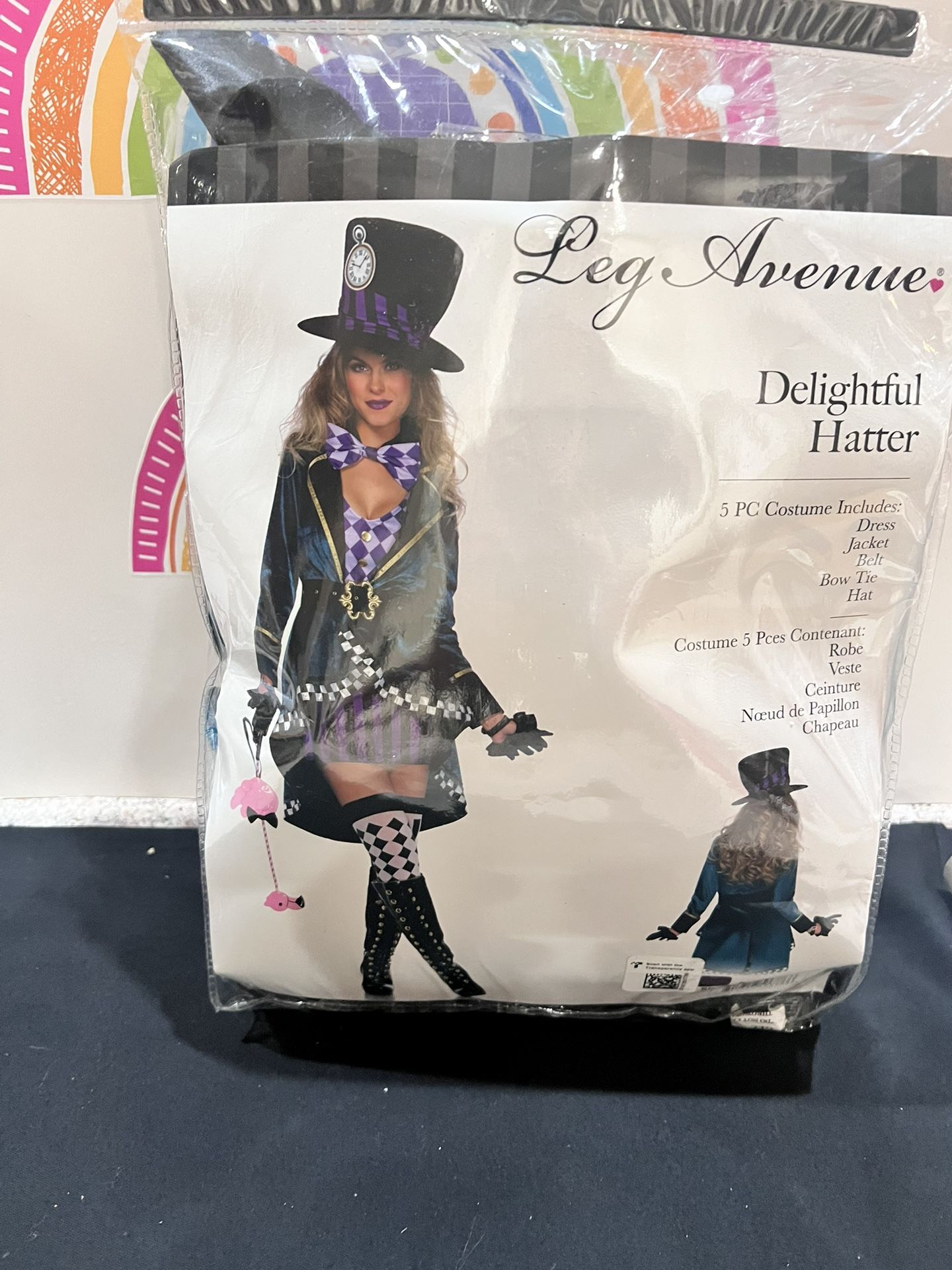 HALLOWEEN COSTUME - DELIGHTFUL HATTER - NEW  IN OPEN PKG- SIZE LARGE