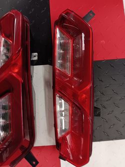OEM Chevrolet C7 Corvette Tail Lights - Pair (Near Mint)