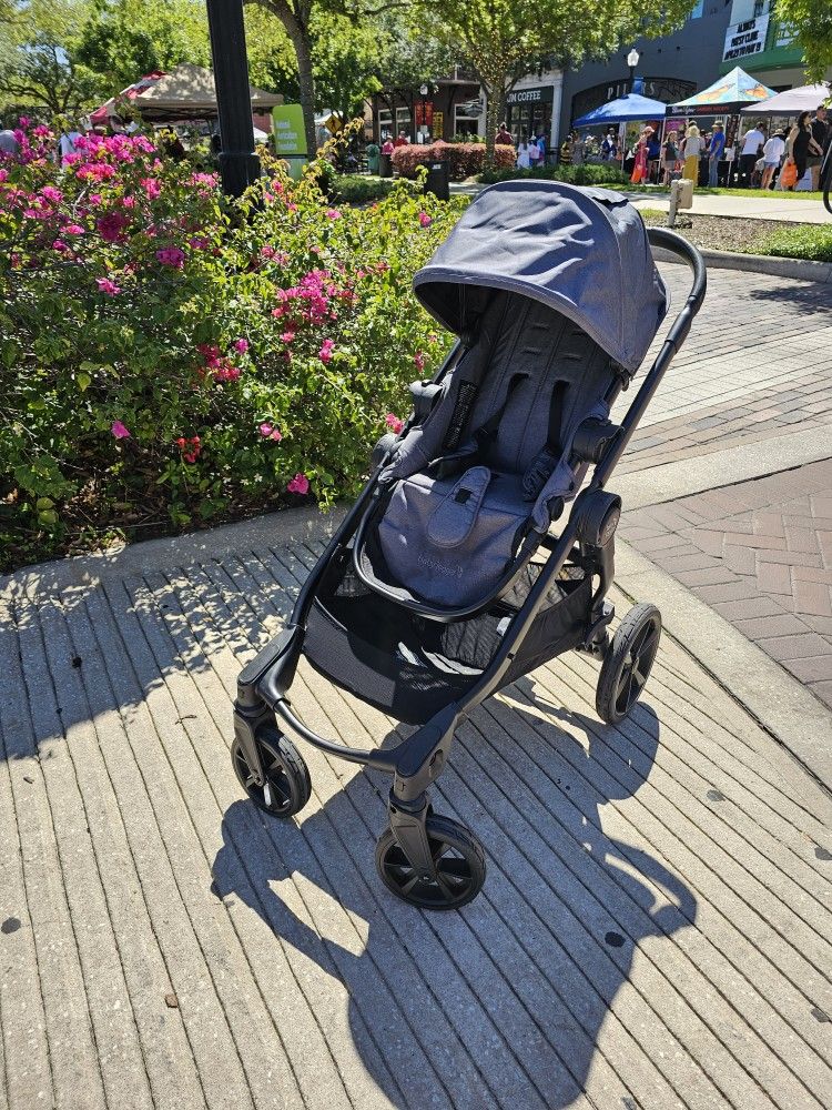 Selling Used Baby Jogger City Select 2 Stroller 